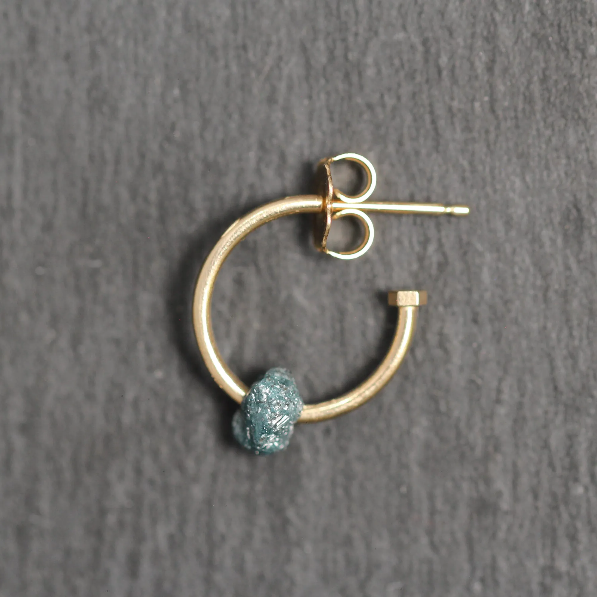 14k Gold   Rough Blue Diamond Hoop Earrings