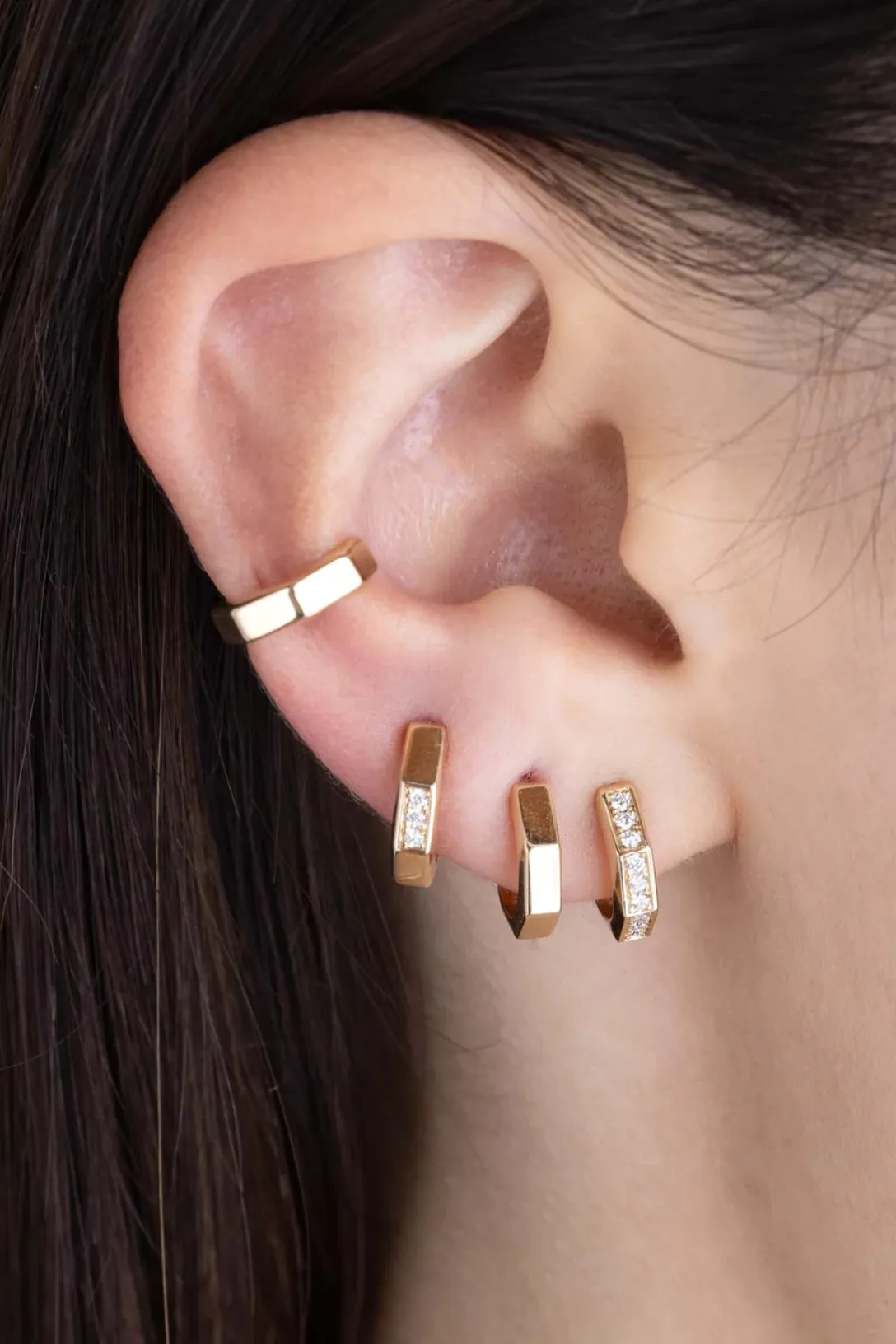 14k Pavé Diamond Octagon Huggie Hoops | 1 Side