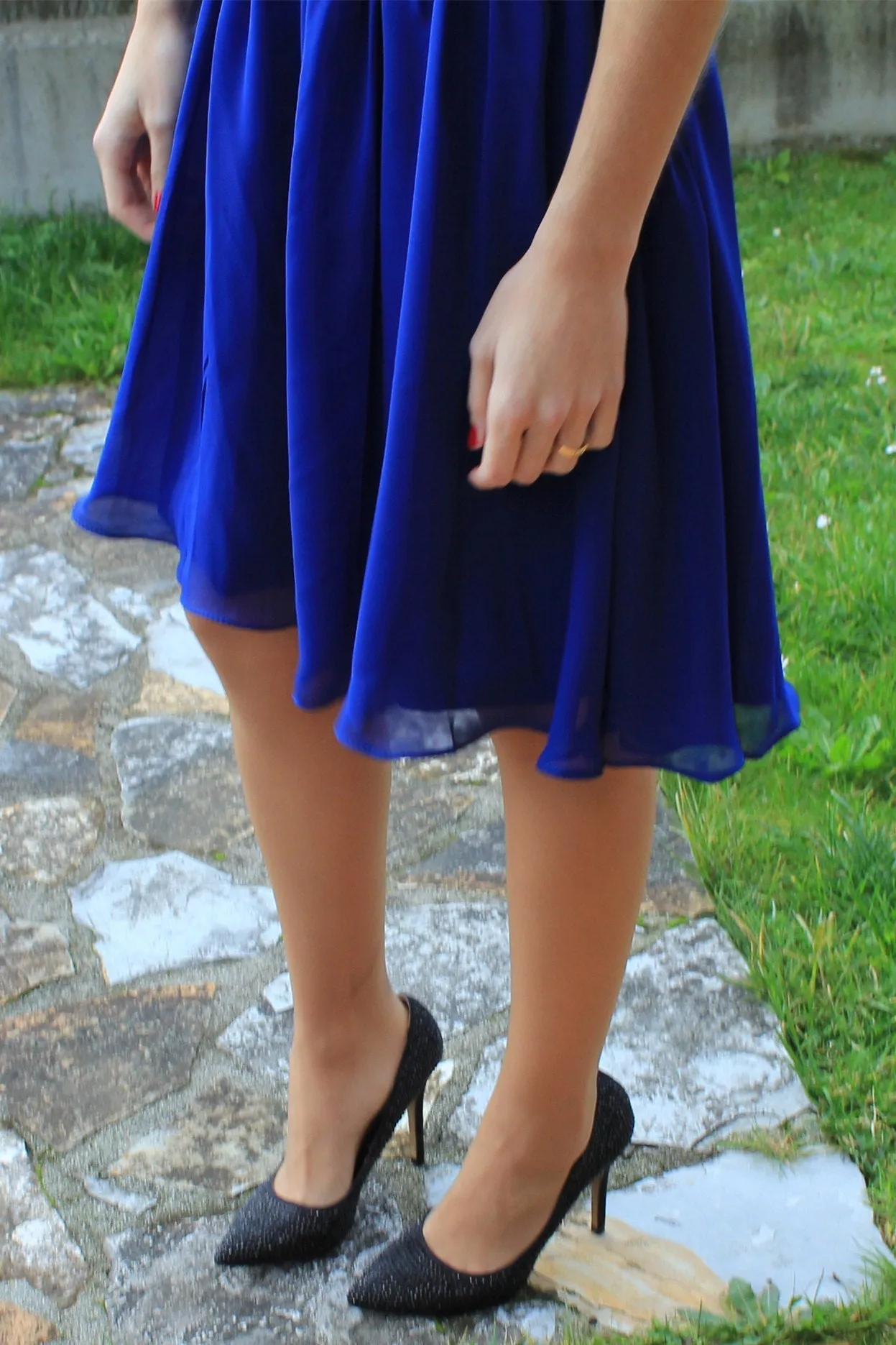 A-line Small Round Collar Knee Length Chiffon Beaded Prom Dress