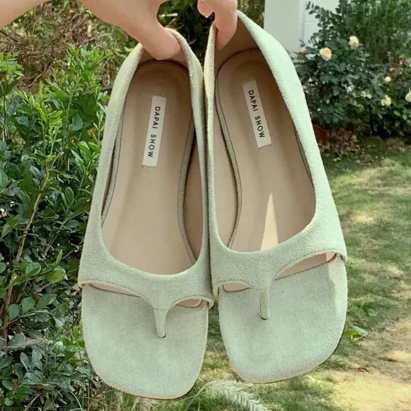ADVBRIDGE  -  Square Toe Clip Toe Flat Sandals Women Cover Heel Faux Suede Designer Flip Flops Summer Comfortable Non Slip Vacation Beach Shoe