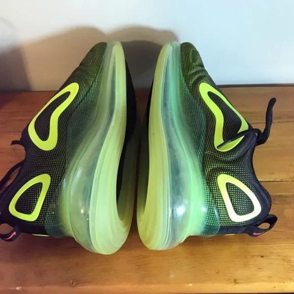 Air max 720 retro future  sneakers/shoes