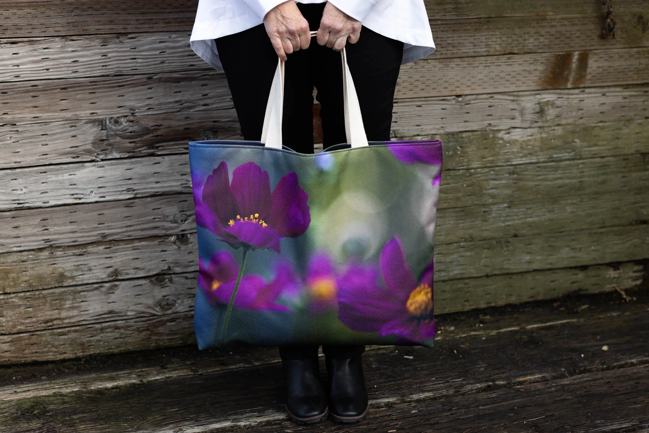 Anemone Shopping Tote