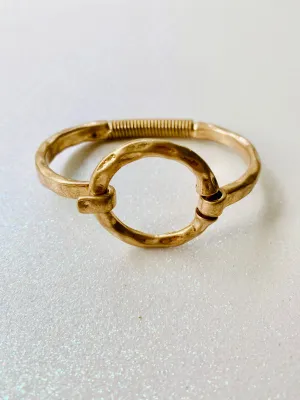BL10 O Hoop bangle