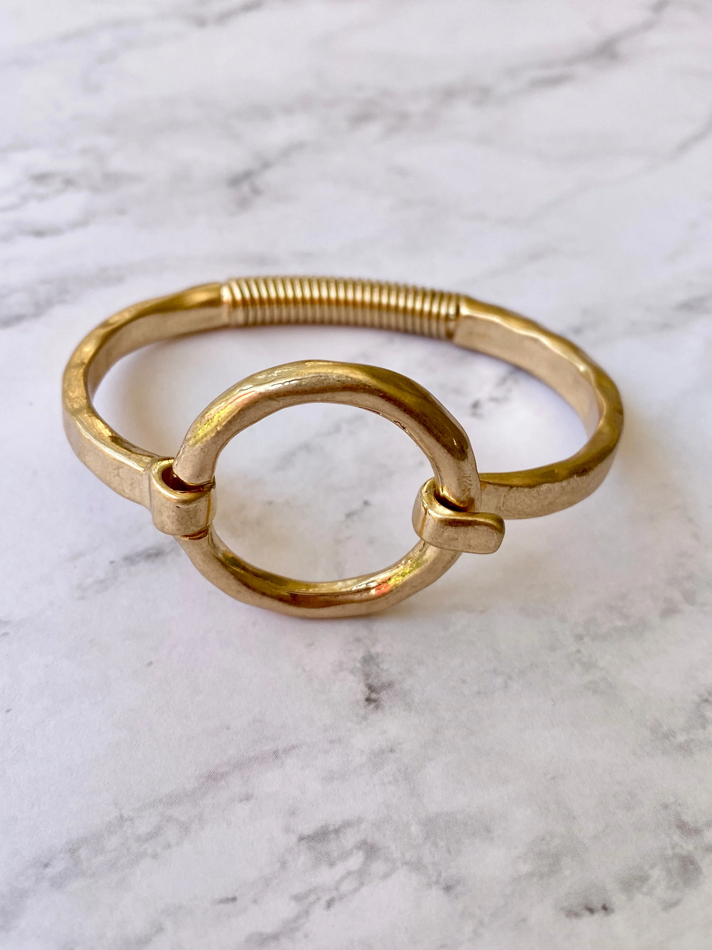 BL10 O Hoop bangle
