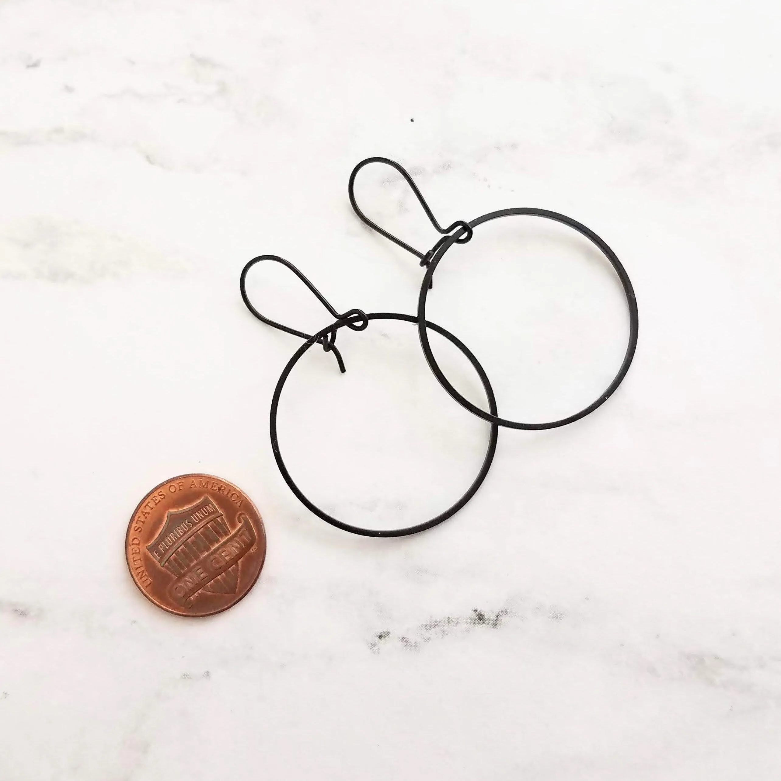 Black Hoop Earrings, black circle earring, black hoop earring, black open circle earring, black ring earring, thin black circle earring