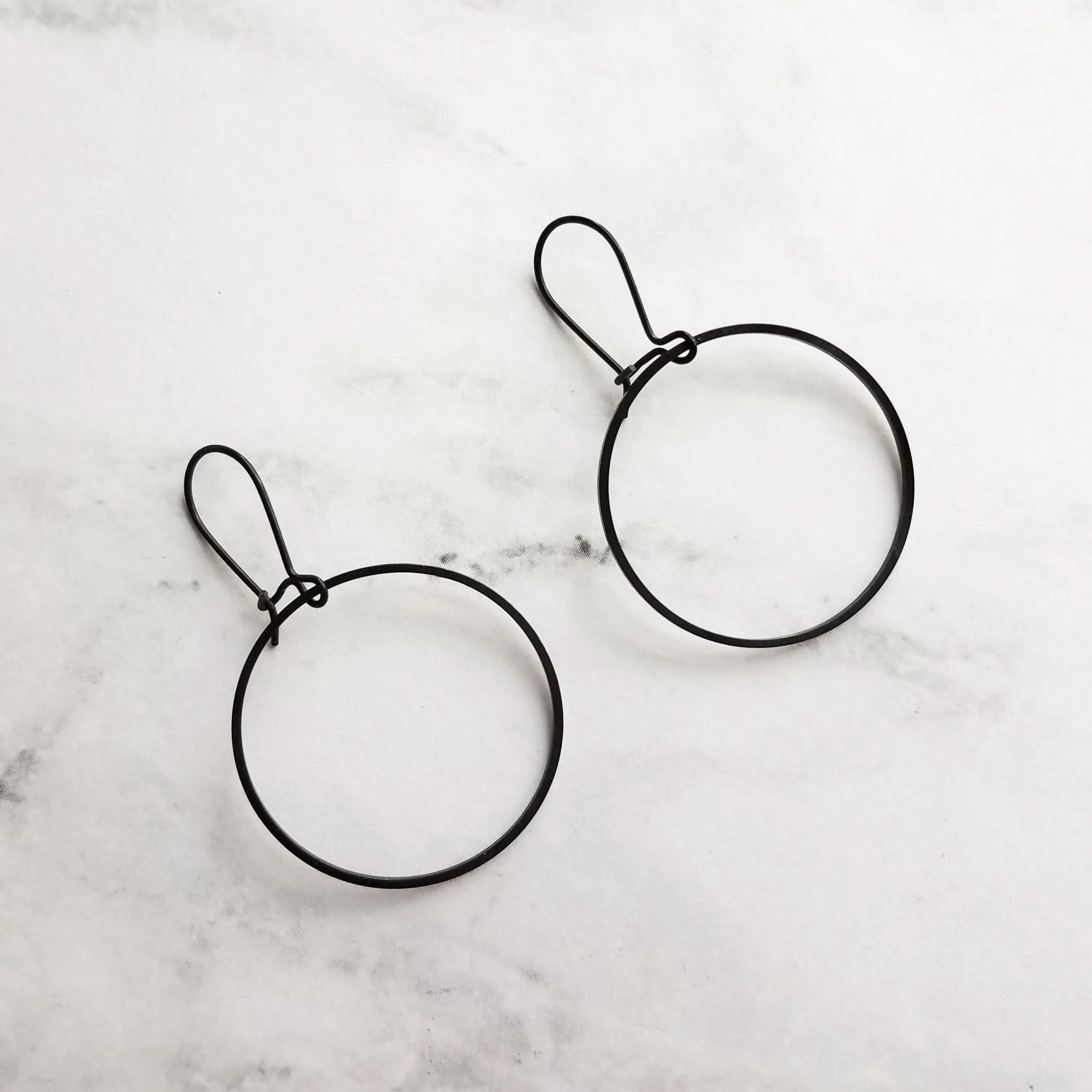 Black Hoop Earrings, black circle earring, black hoop earring, black open circle earring, black ring earring, thin black circle earring