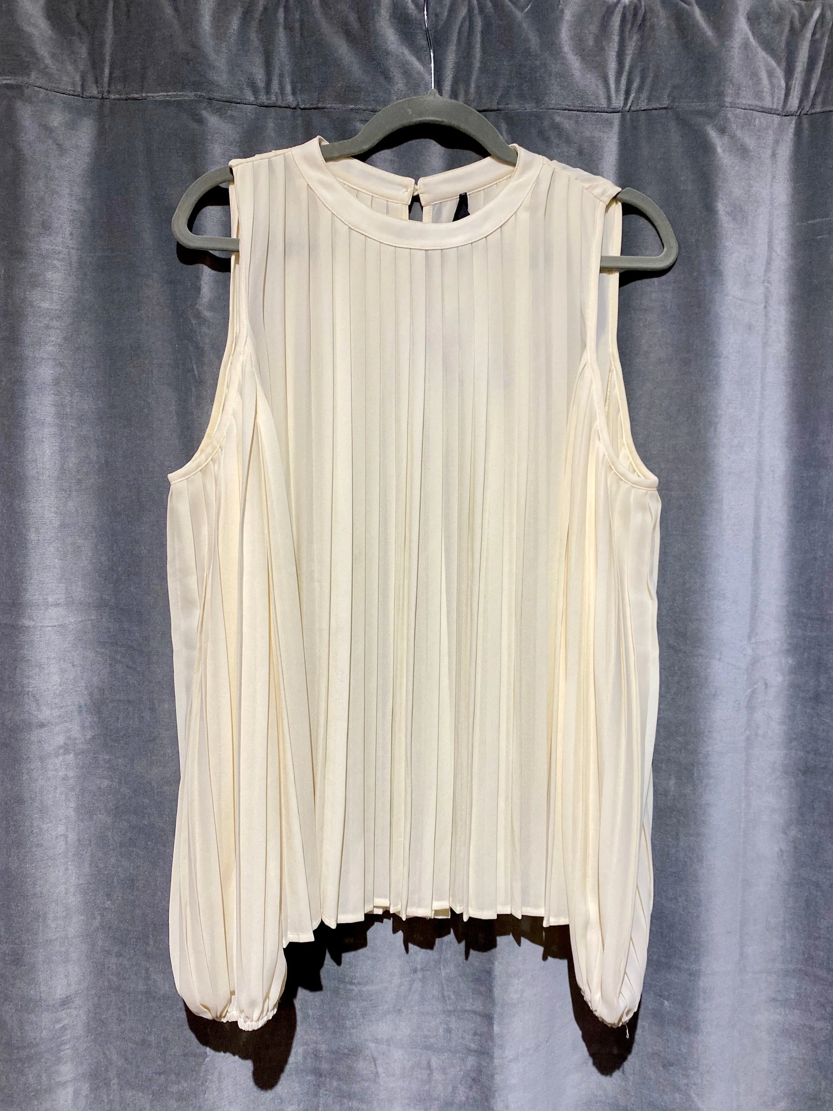 Blaque Label Cream Pleated Cold Shoulder Blouse