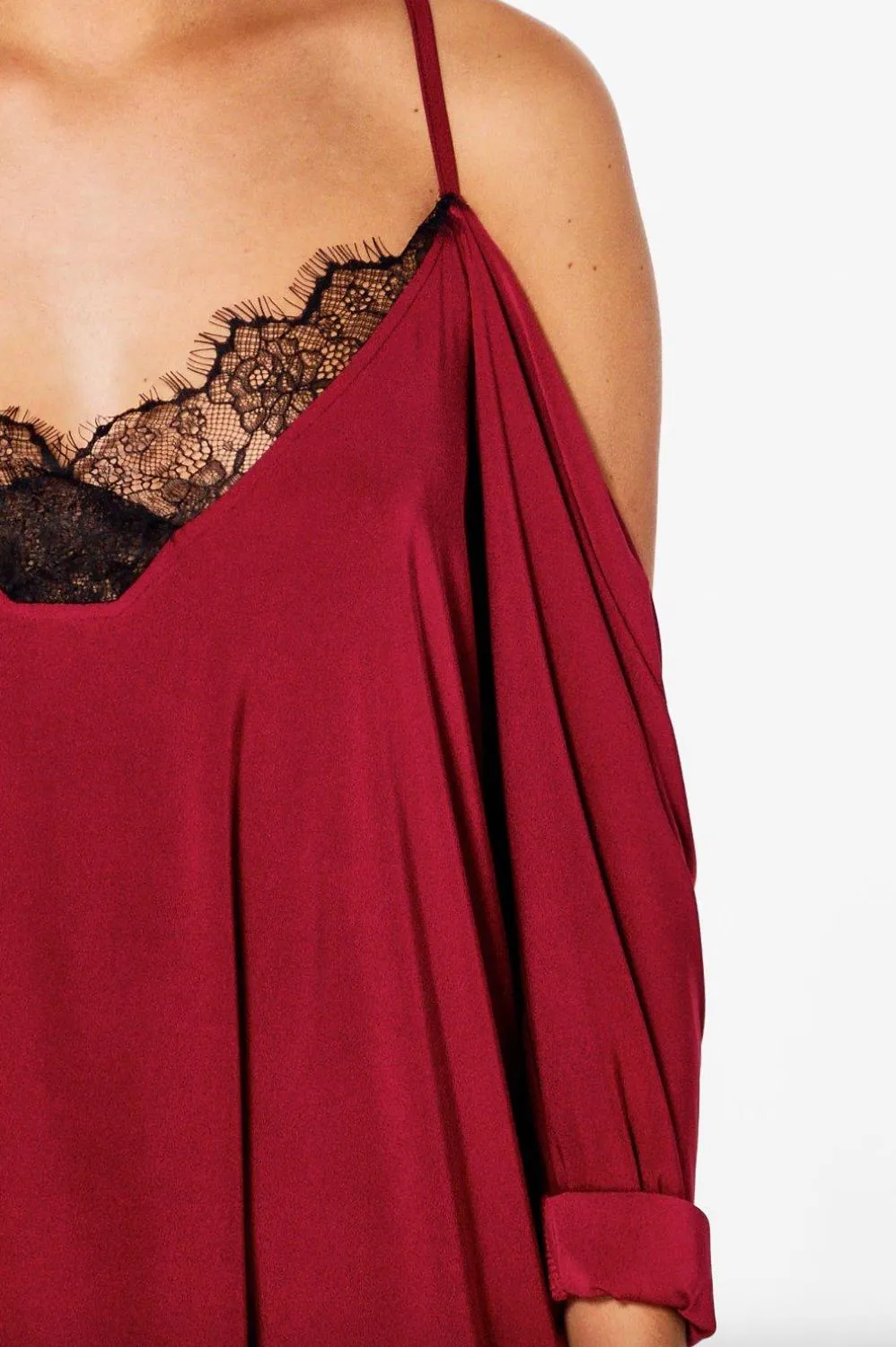 Boohoo Womens Plus Lace Trim V Neck Cold Shoulder Top Size 22 UK (New)