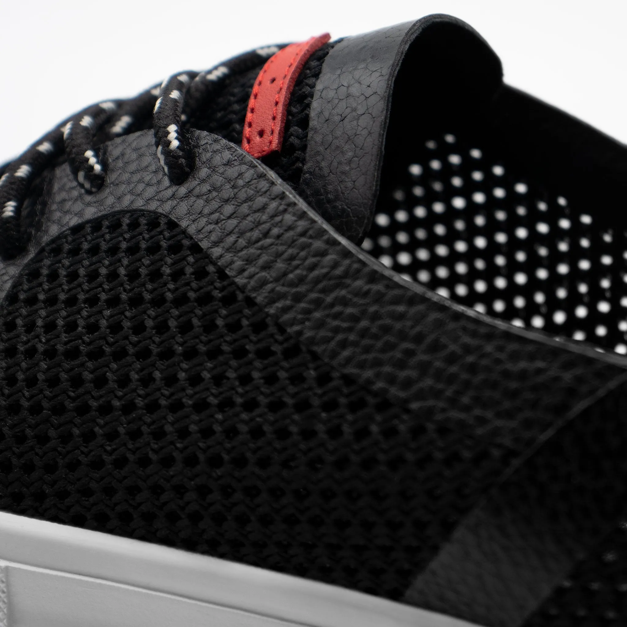 Breeze / Black