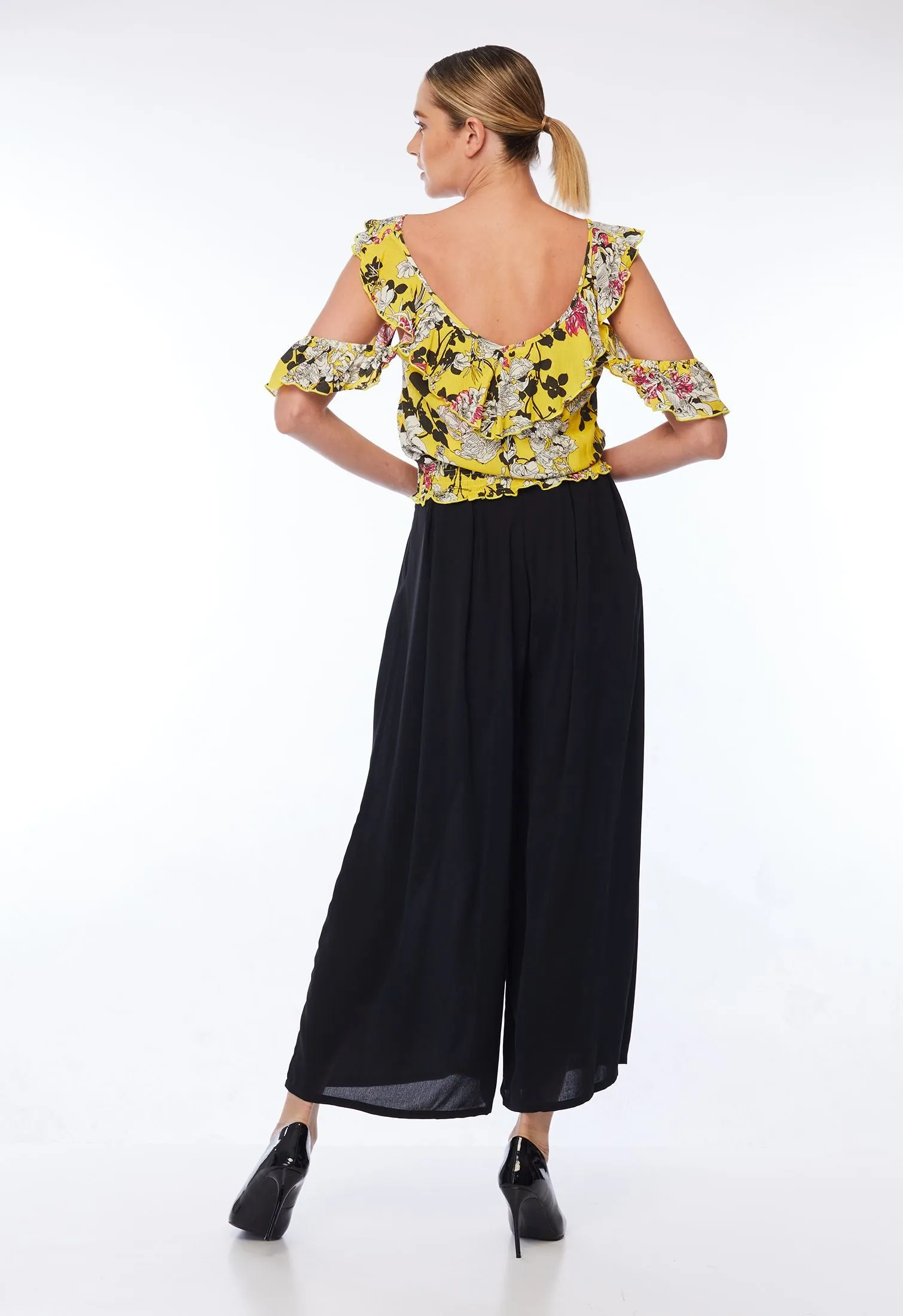 Butterfly Cold Shoulder
