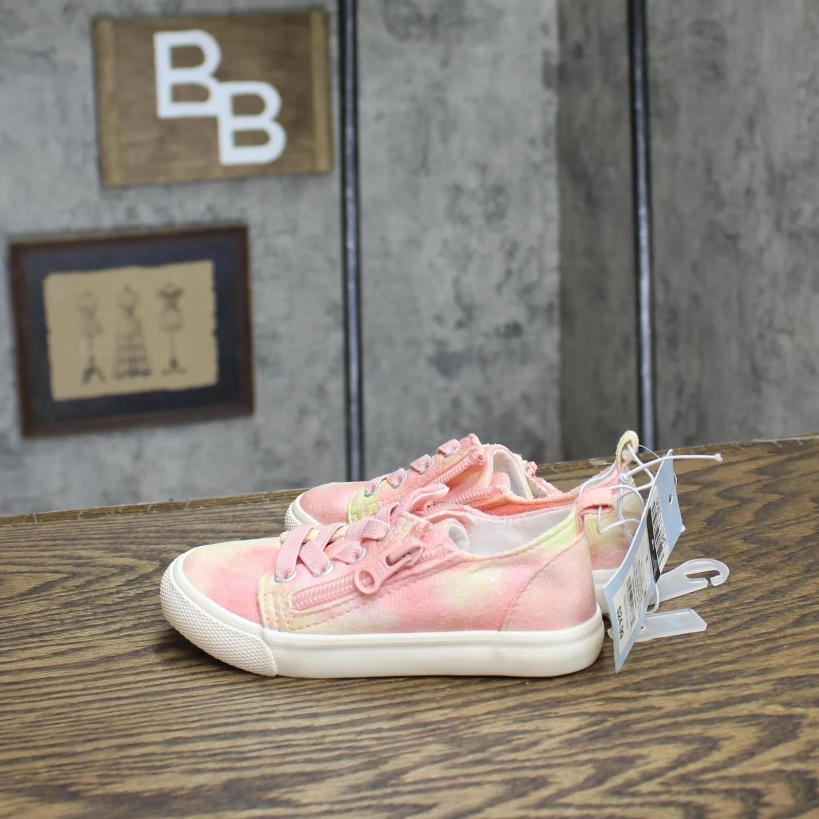 Cat & Jack Toddler Girls Luka Tie-Dye Double Zipper Sneakers 87834400 Pink 8T