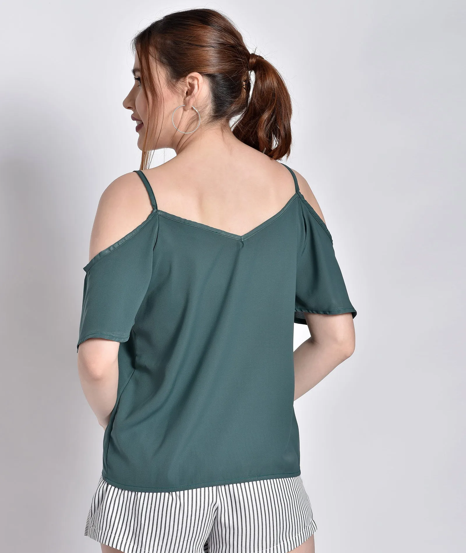 Chimpaaanzee Women Polyester Cold Shoulder Green Top