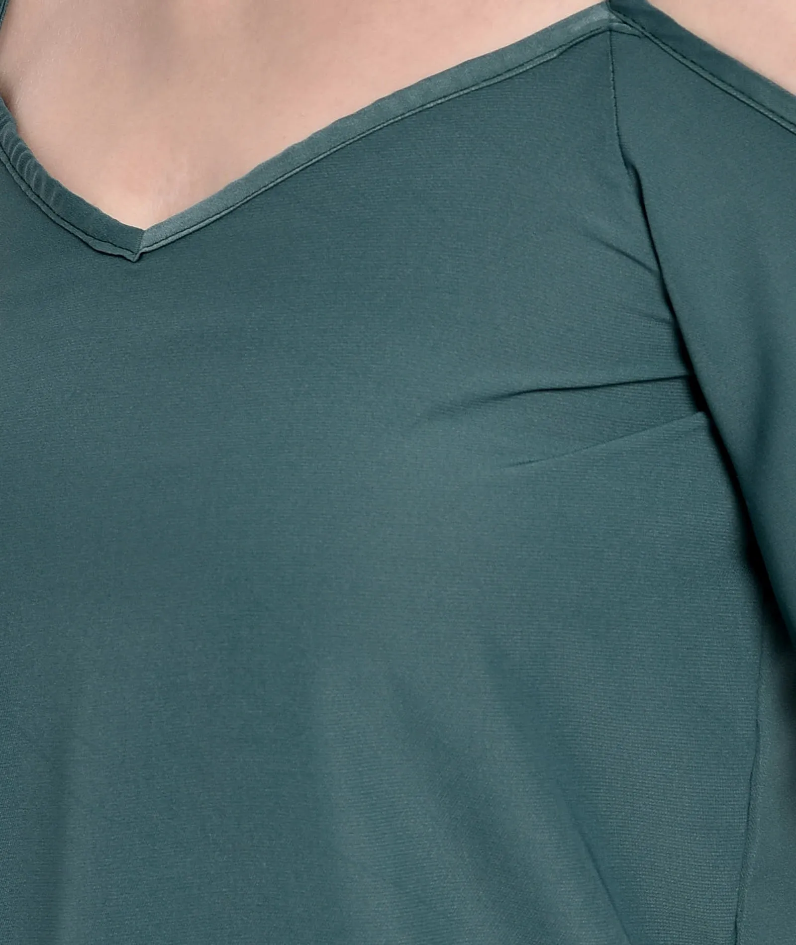 Chimpaaanzee Women Polyester Cold Shoulder Green Top