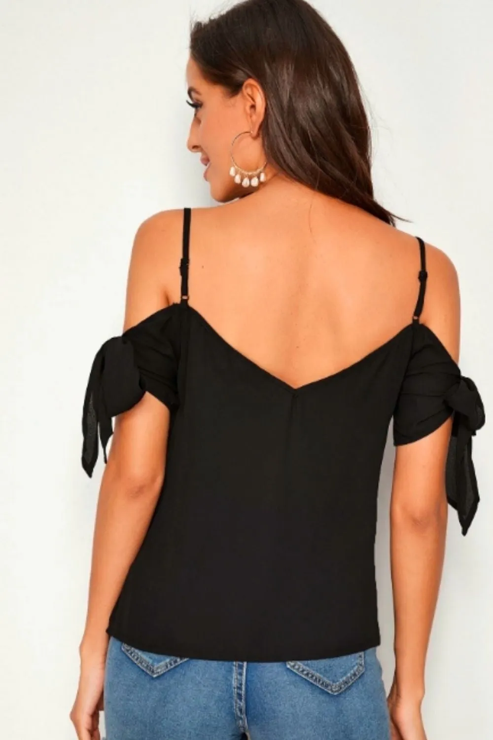 Cold Shoulder Knot Top Black