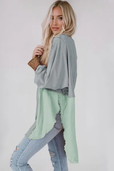 Contrast Color Texture Round Neck Long Sleeve Blouse (6 Colors)