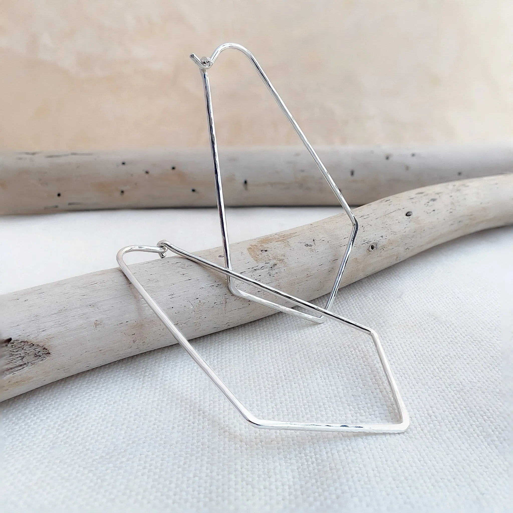 FACET Rhombus Hoops