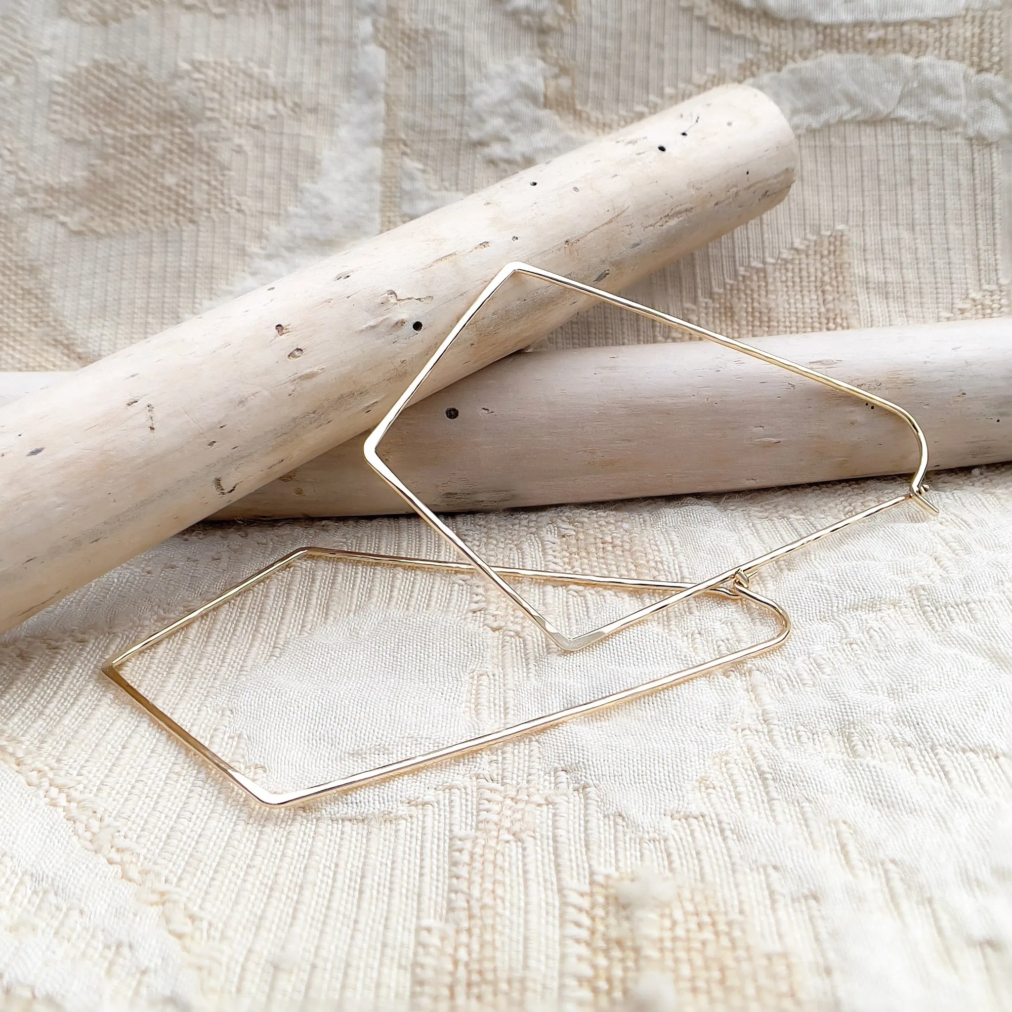 FACET Rhombus Hoops