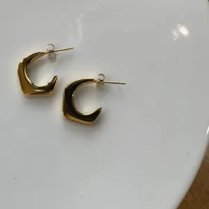 Geometric Square C Hoop