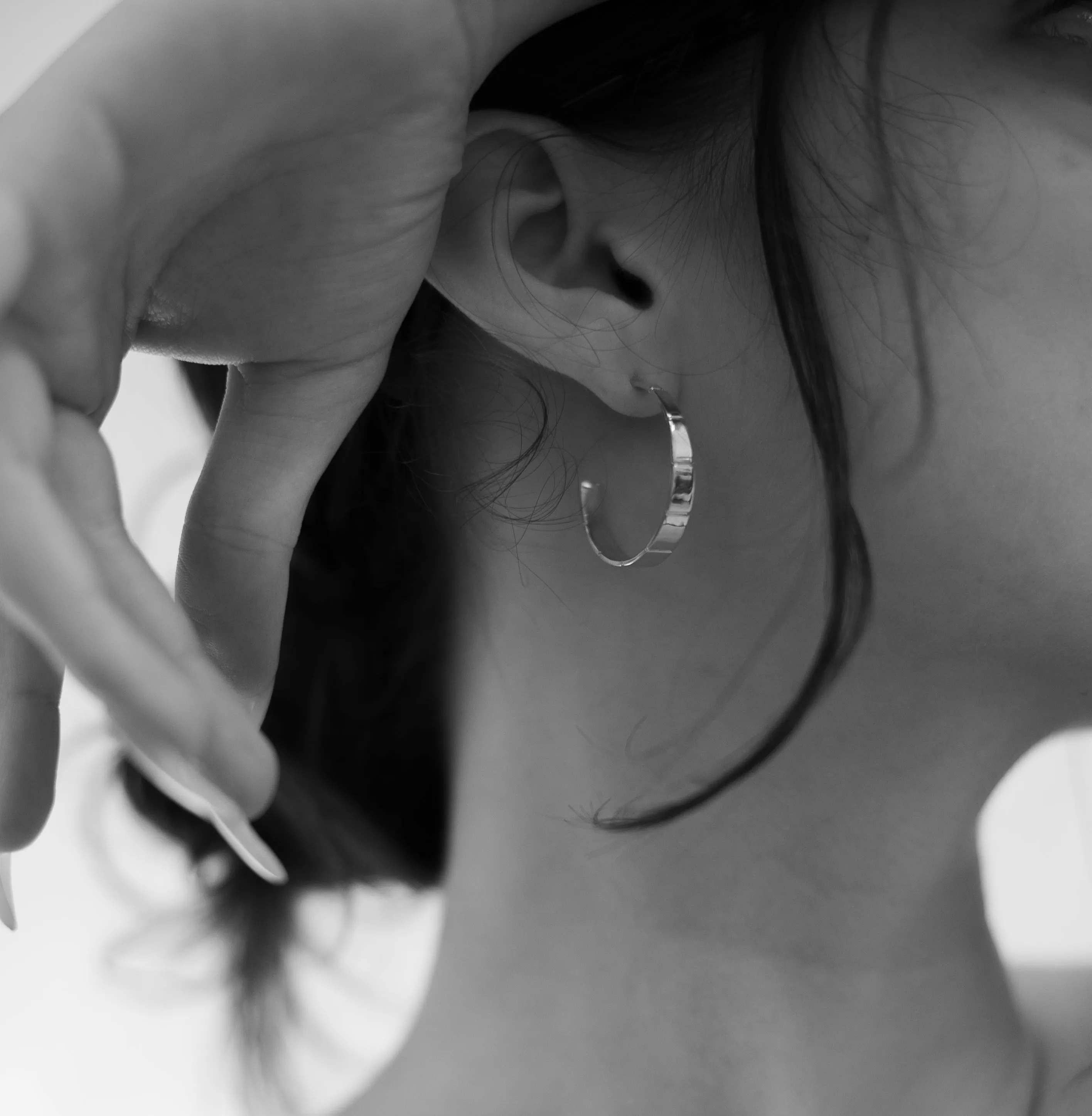 Grand Ridged Hoops