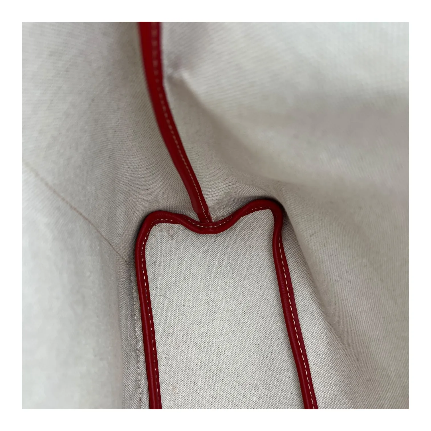 Isabelle Red Tote Bag in Coated Canvas, Silver hardware