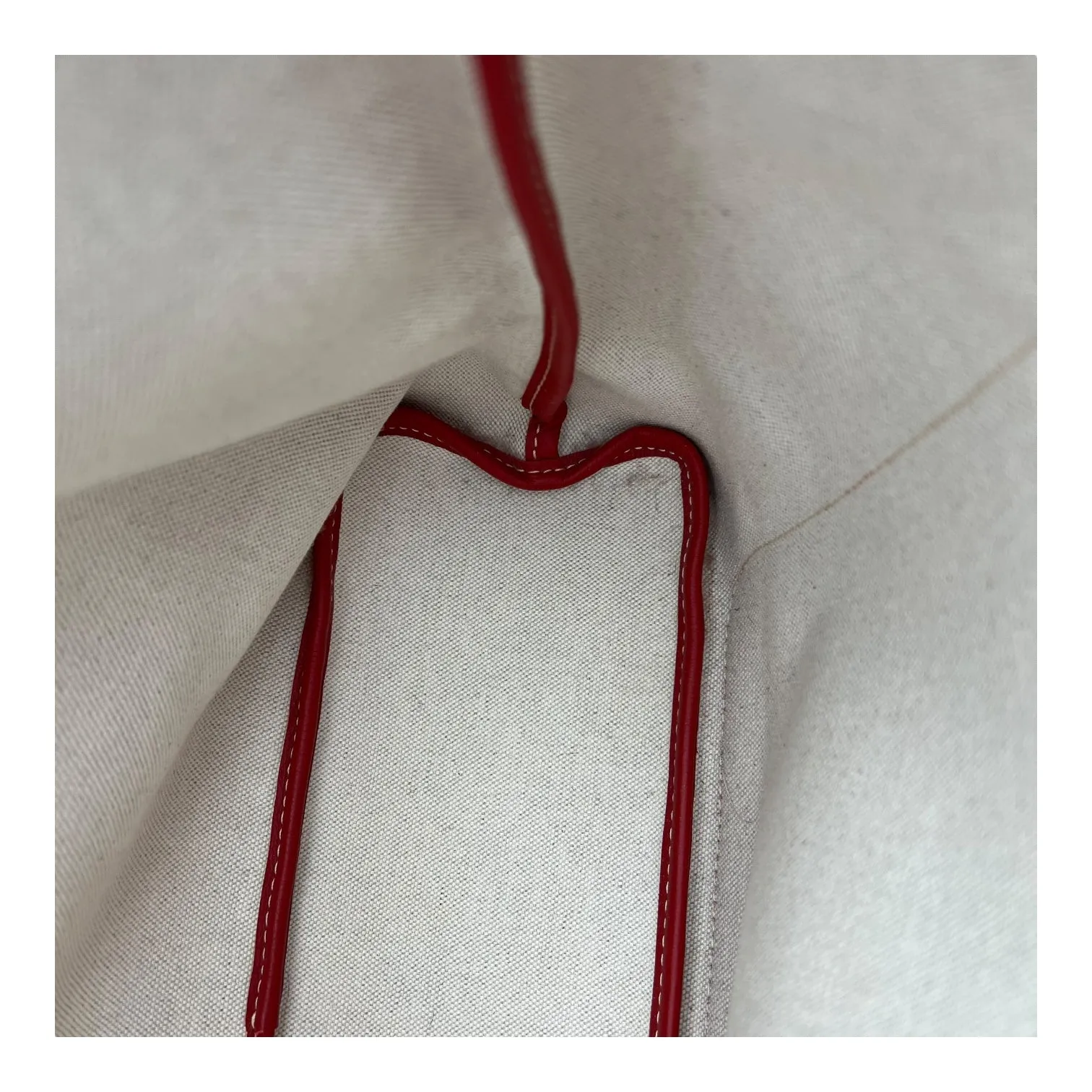 Isabelle Red Tote Bag in Coated Canvas, Silver hardware