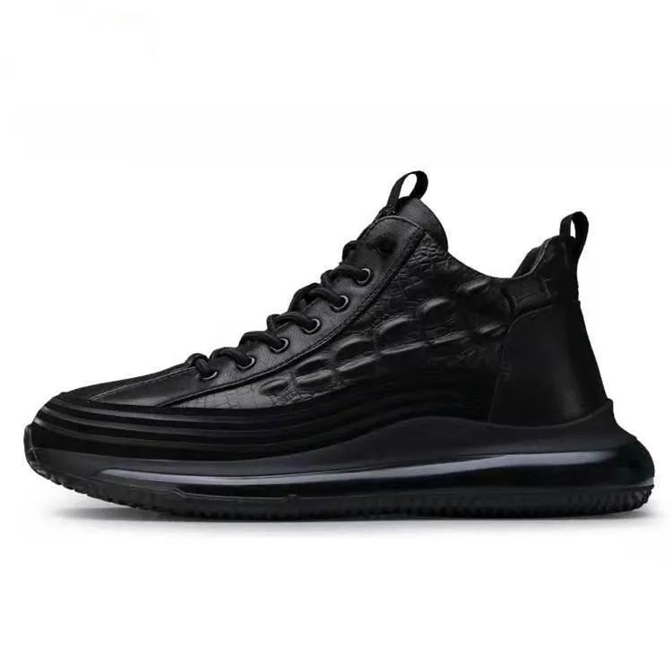 Lightweight Breathable Outdoor Sneakers - Adventure-Ready Footwear