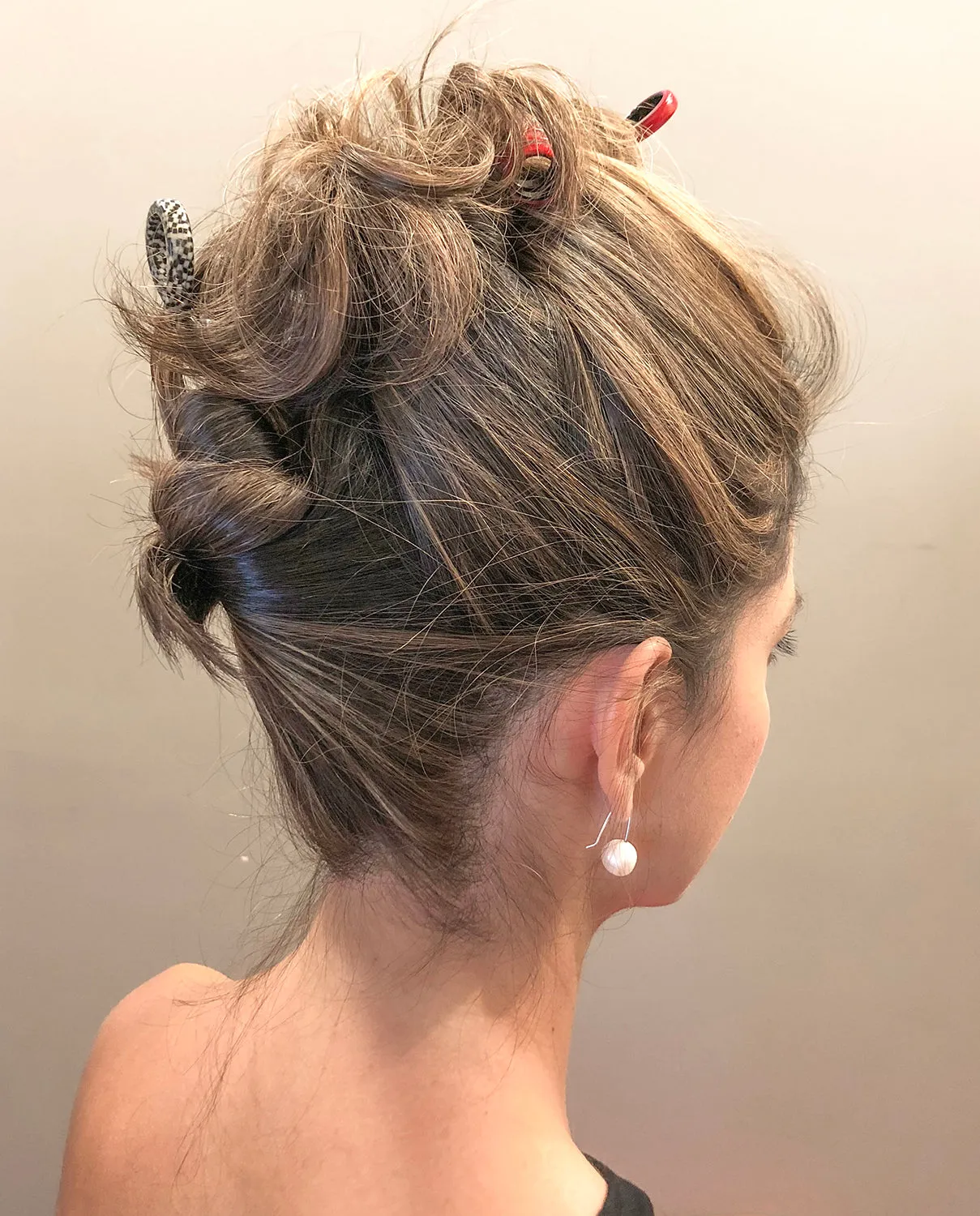 Loop Light Tortoiseshell Hair Pin