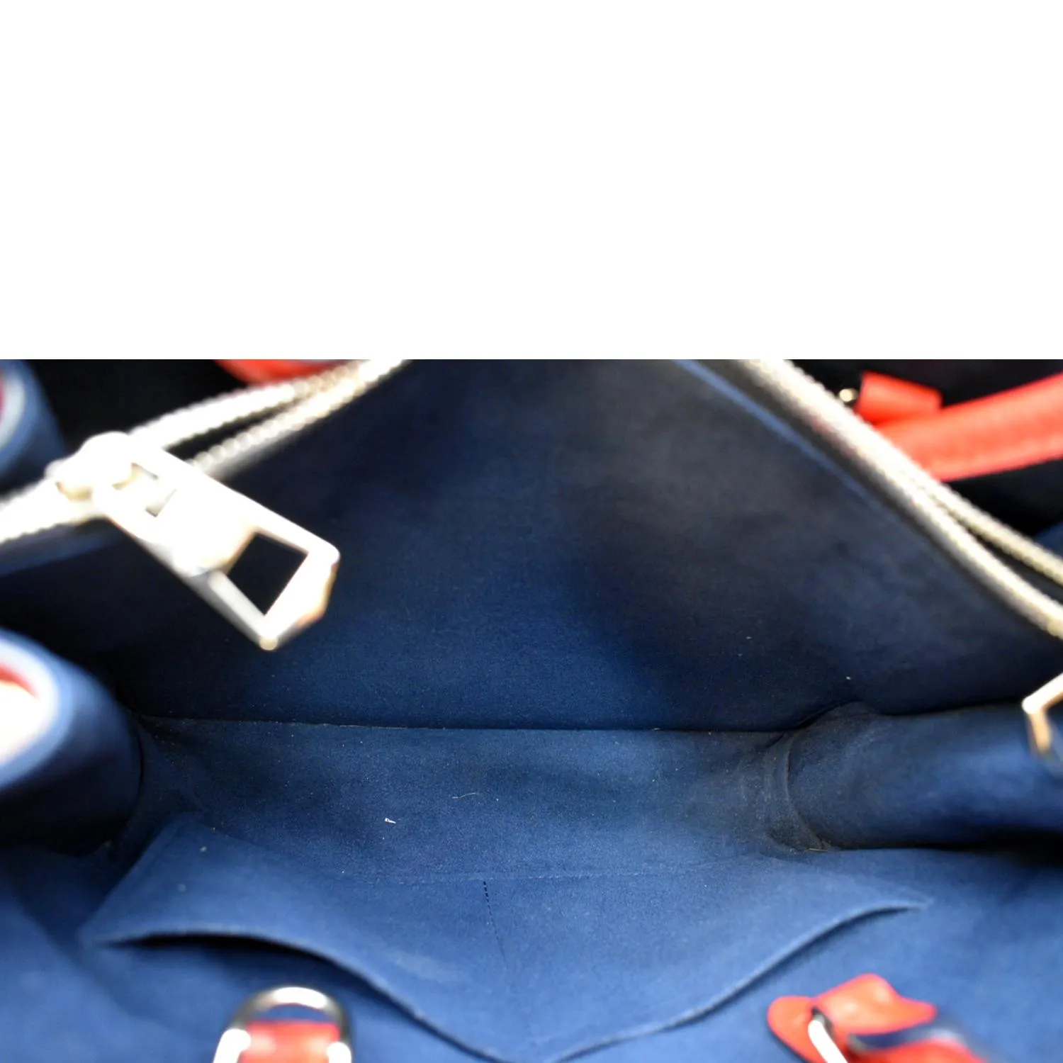 LOUIS VUITTON Twist Epi Leather Tote Shoulder Bag Red