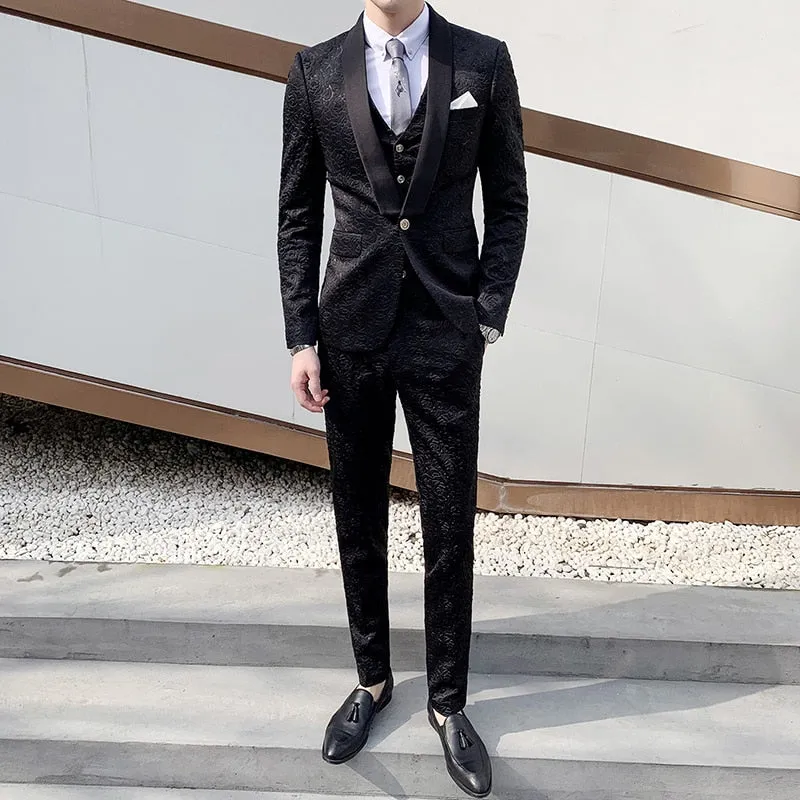 Men's Luxury Design Dress Suit Up To Size 3XL In 4 Colors