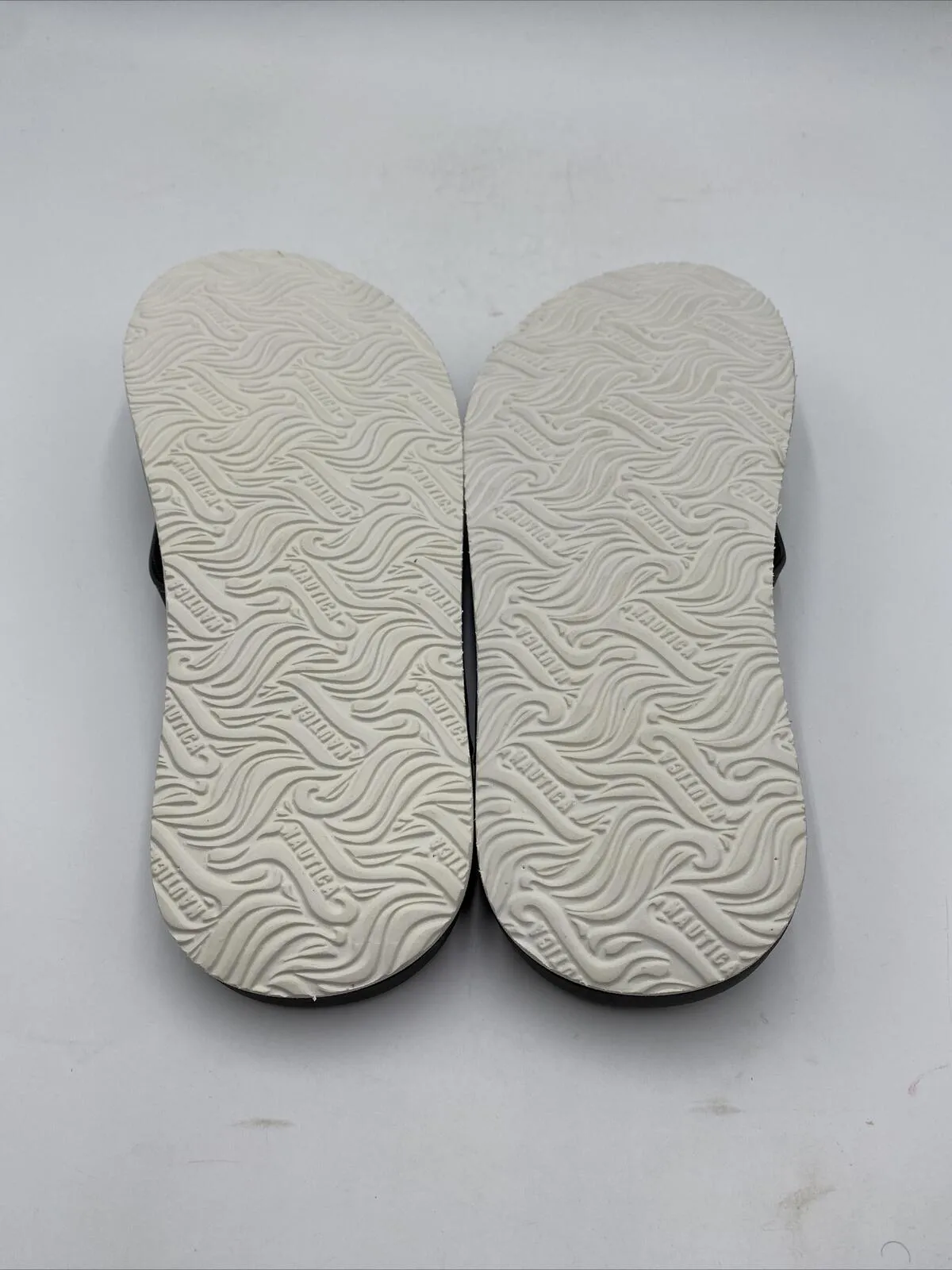 Nautica Clarkson Men's 2 Flip Flops Gray Size 10