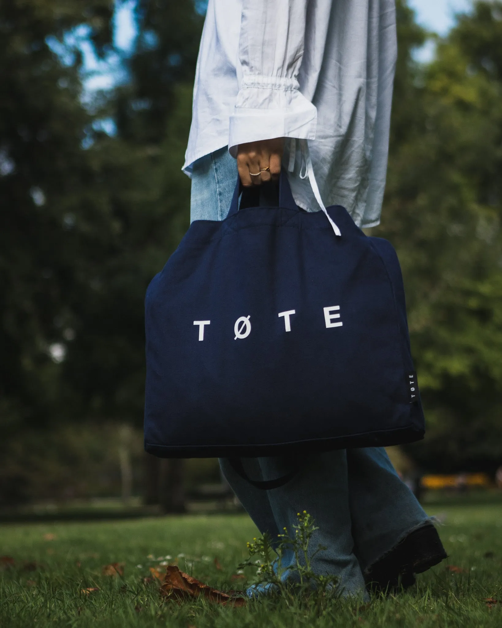 Navy Blue TØTE Bag