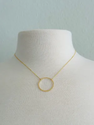 NL84 O HOOP NECKLACE