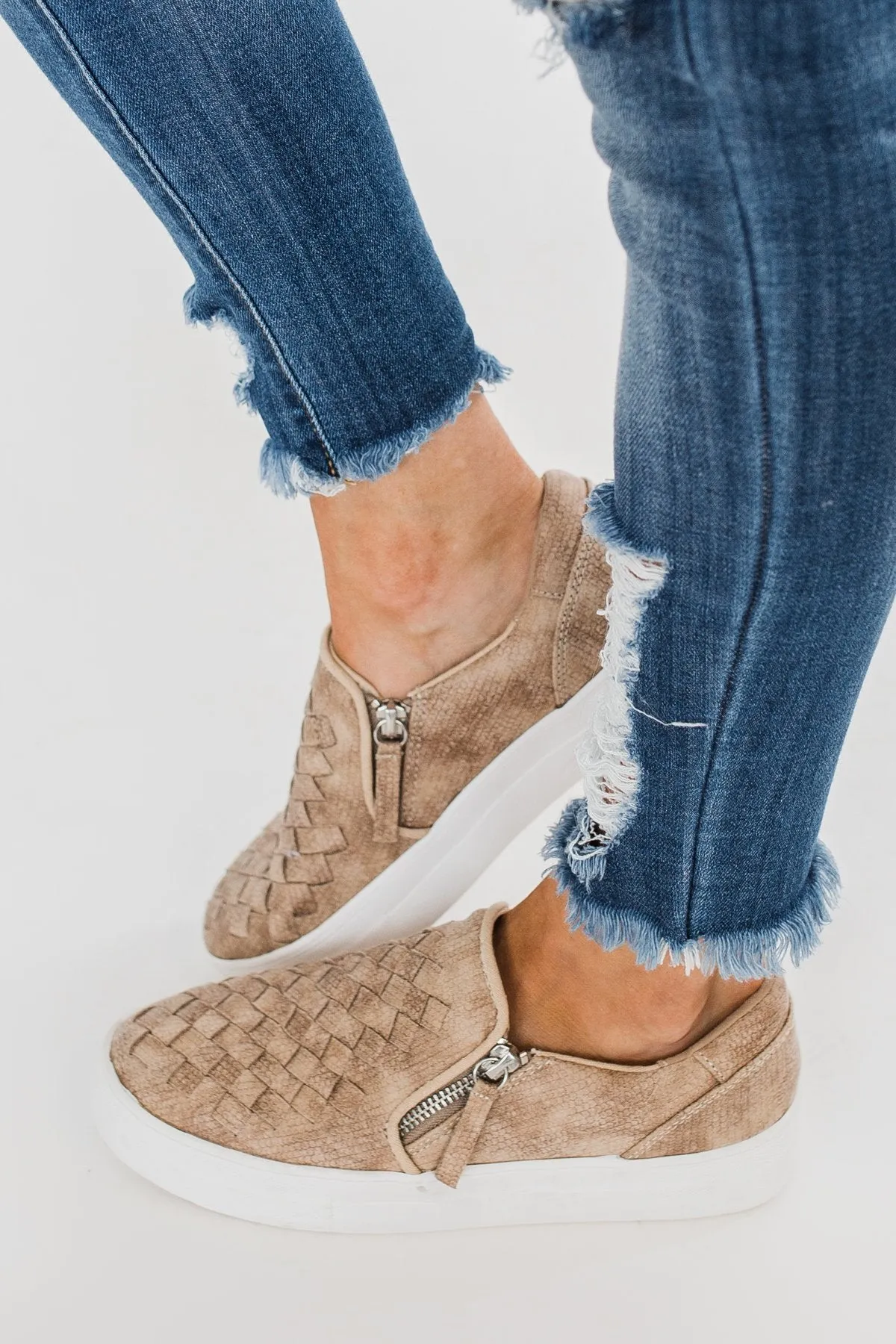 Not Rated Tiffani Sneakers- Cream