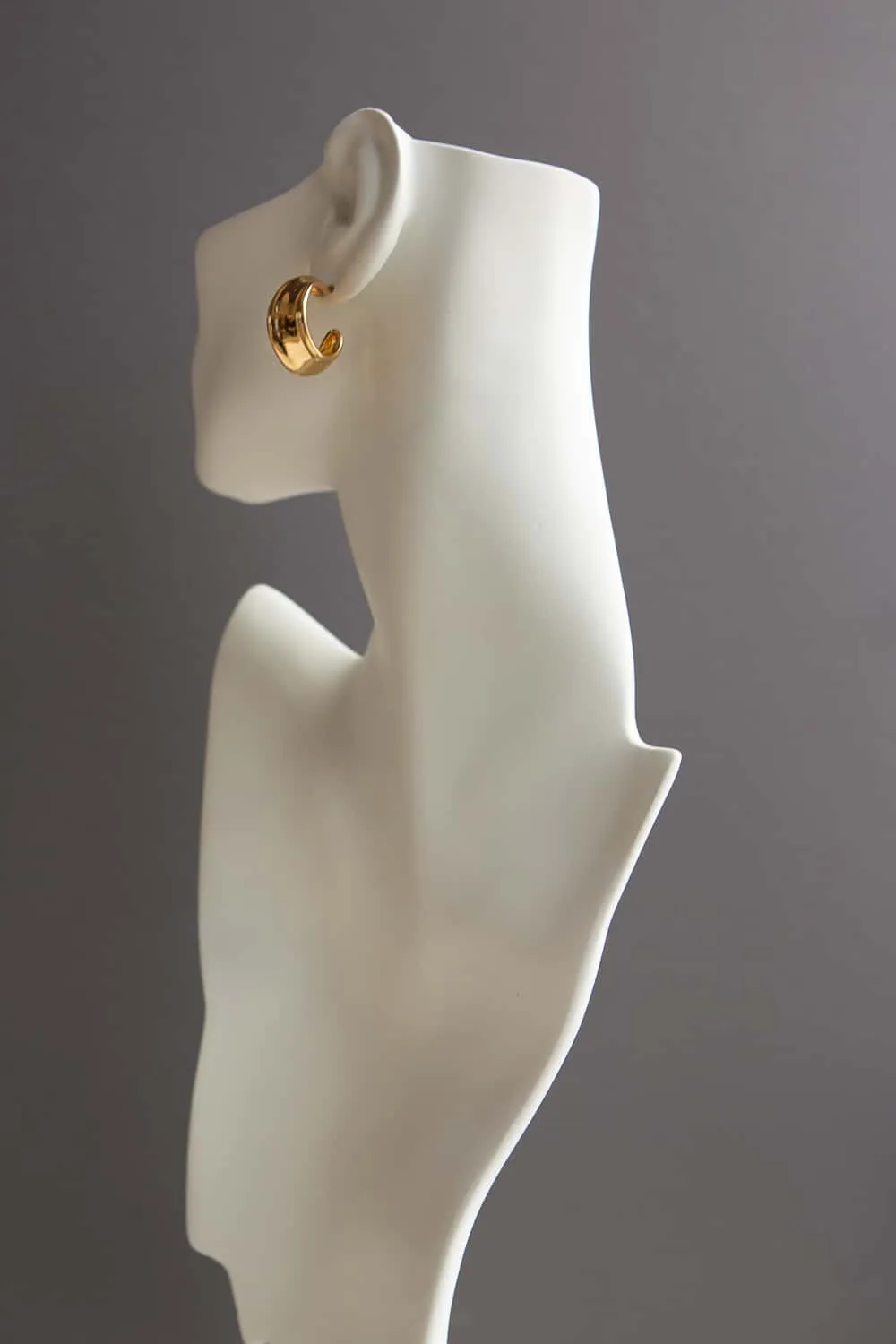 Open C Shell Gold Hoop Earrings