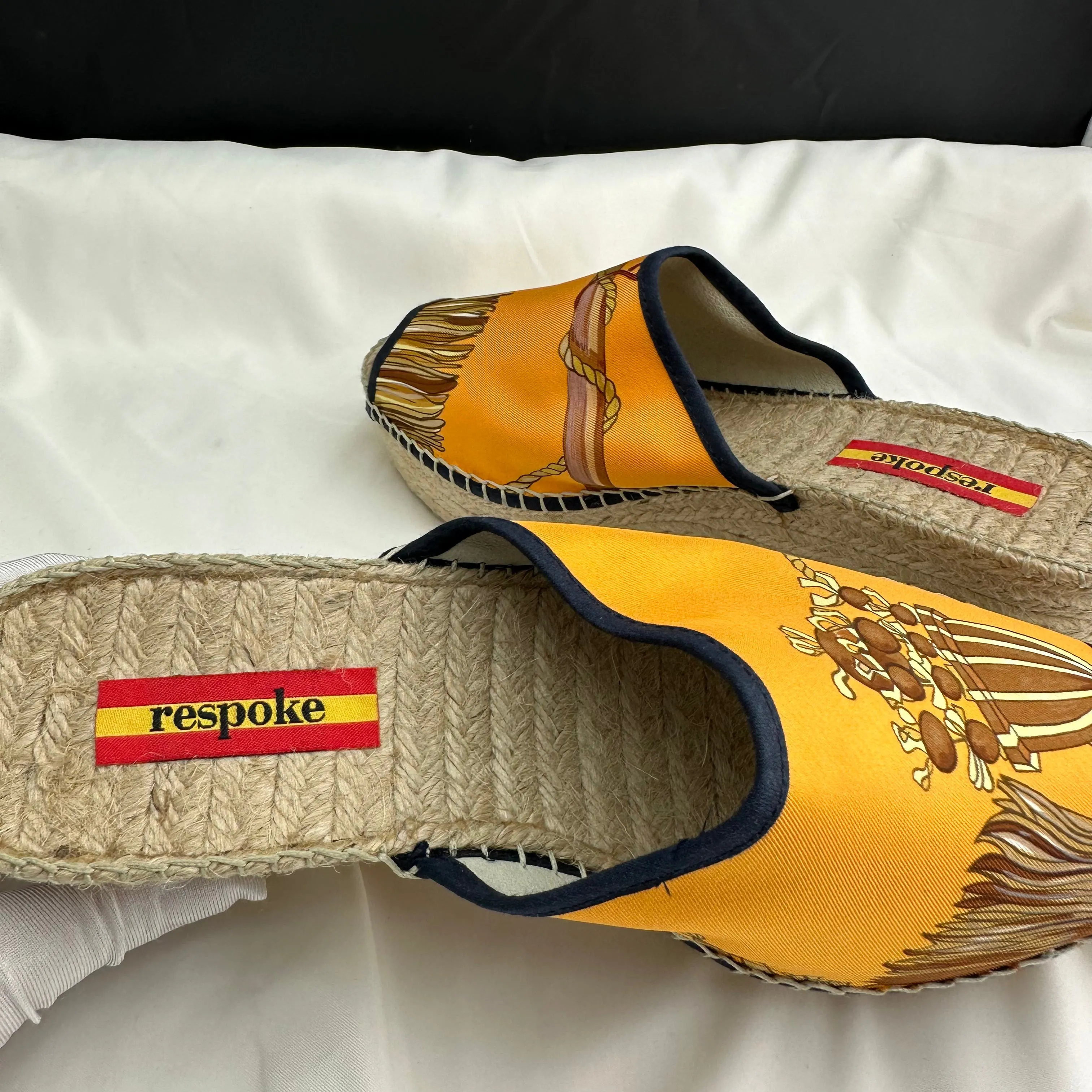Respoke Charo Wedge Sandals Orange