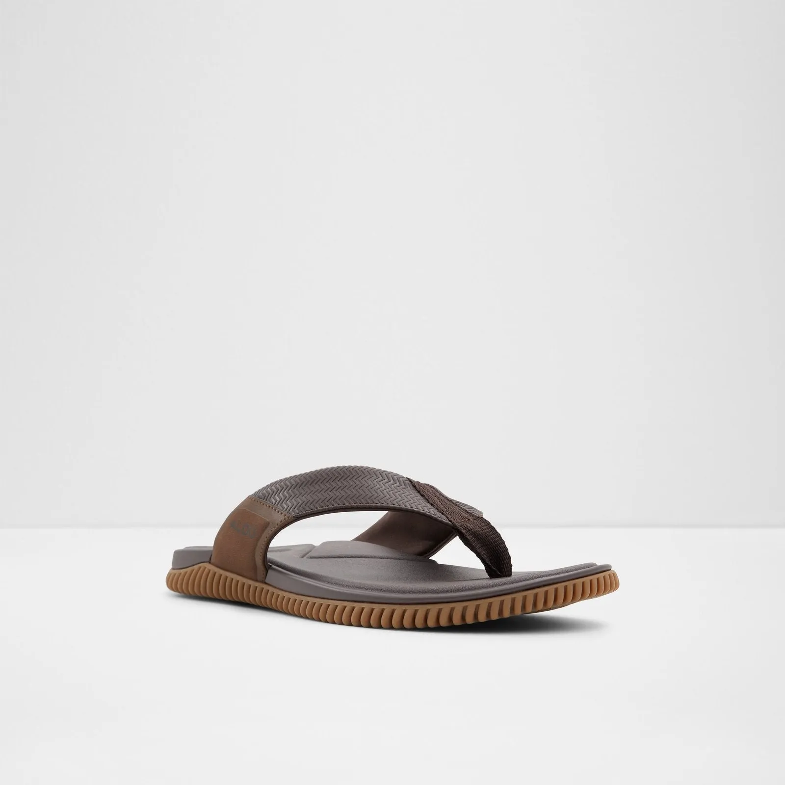 Riptide / Flat Sandals