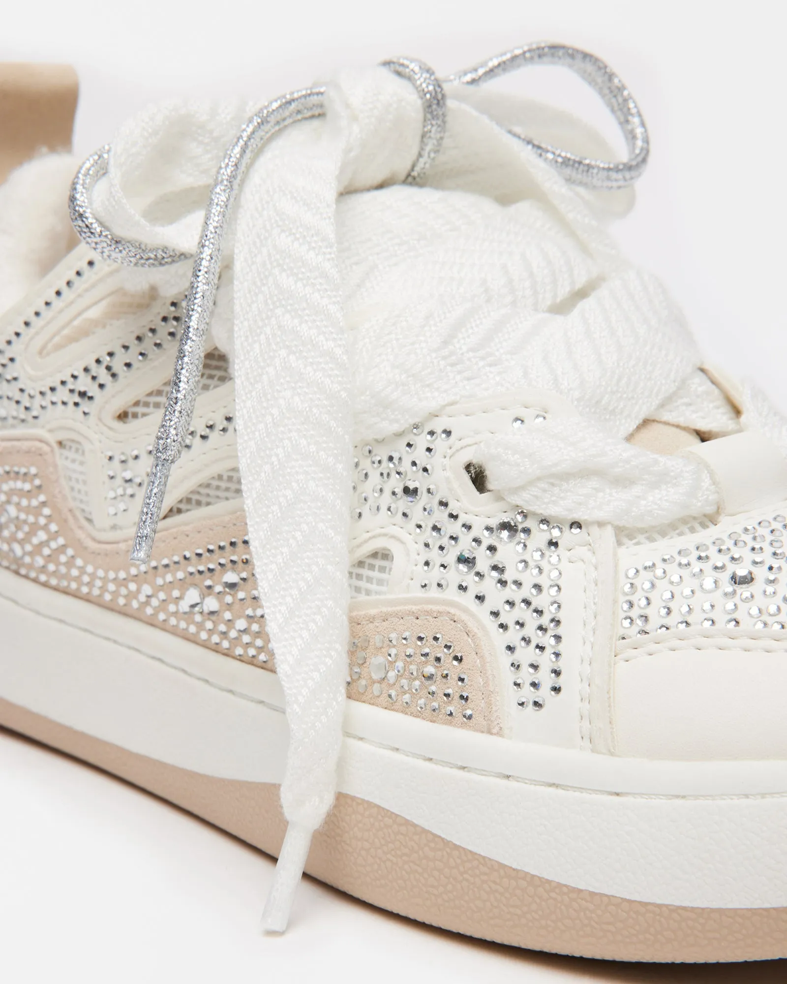 ROARING WHITE RHINESTONES - SM REBOOTED