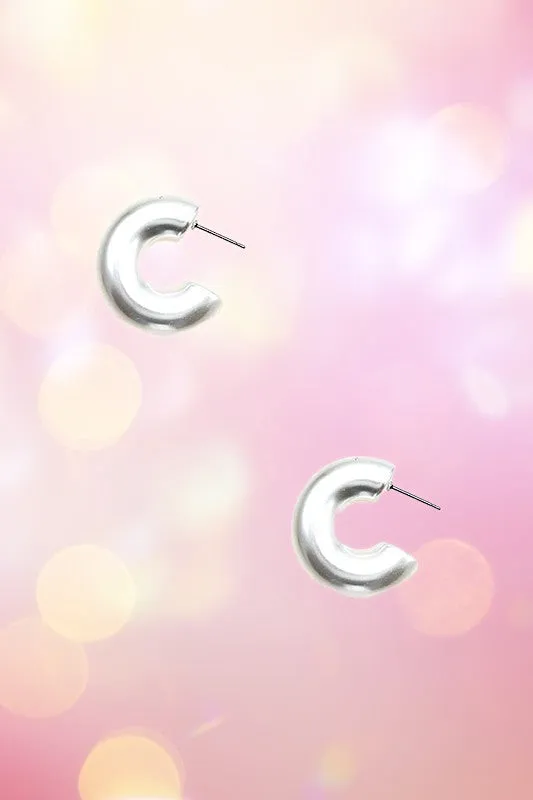 SEMI TUBE HOOP EARRING