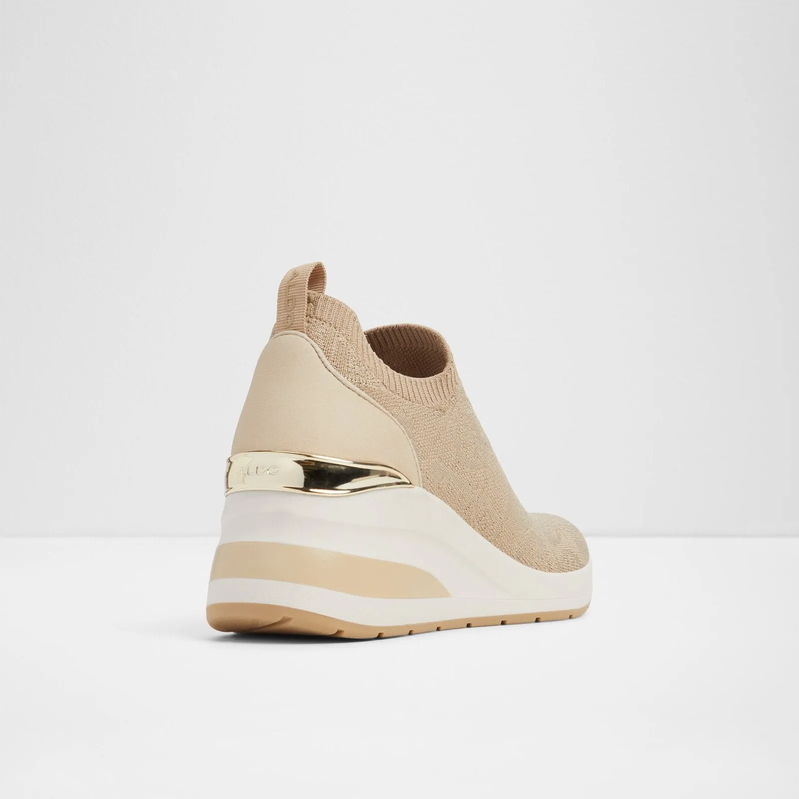 Sevan / Sneakers