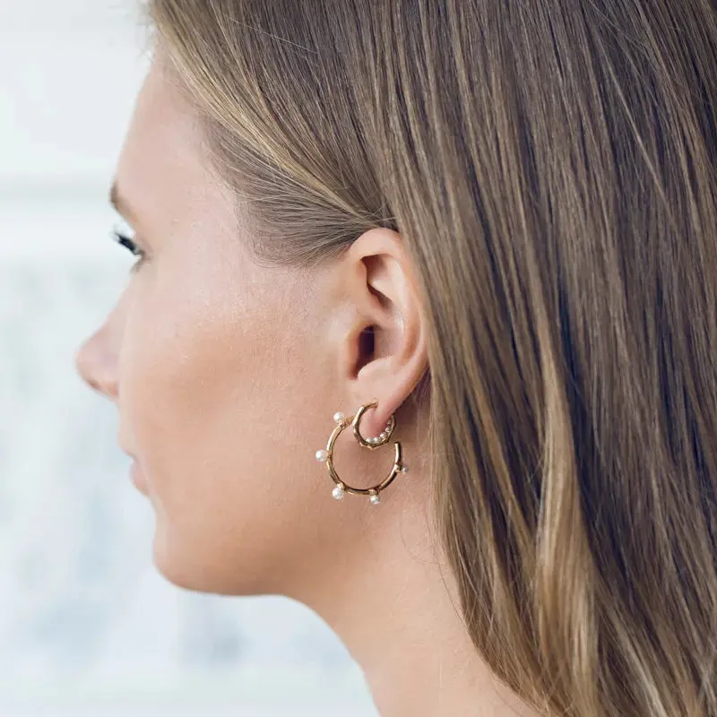 Small hoops with pearls inside