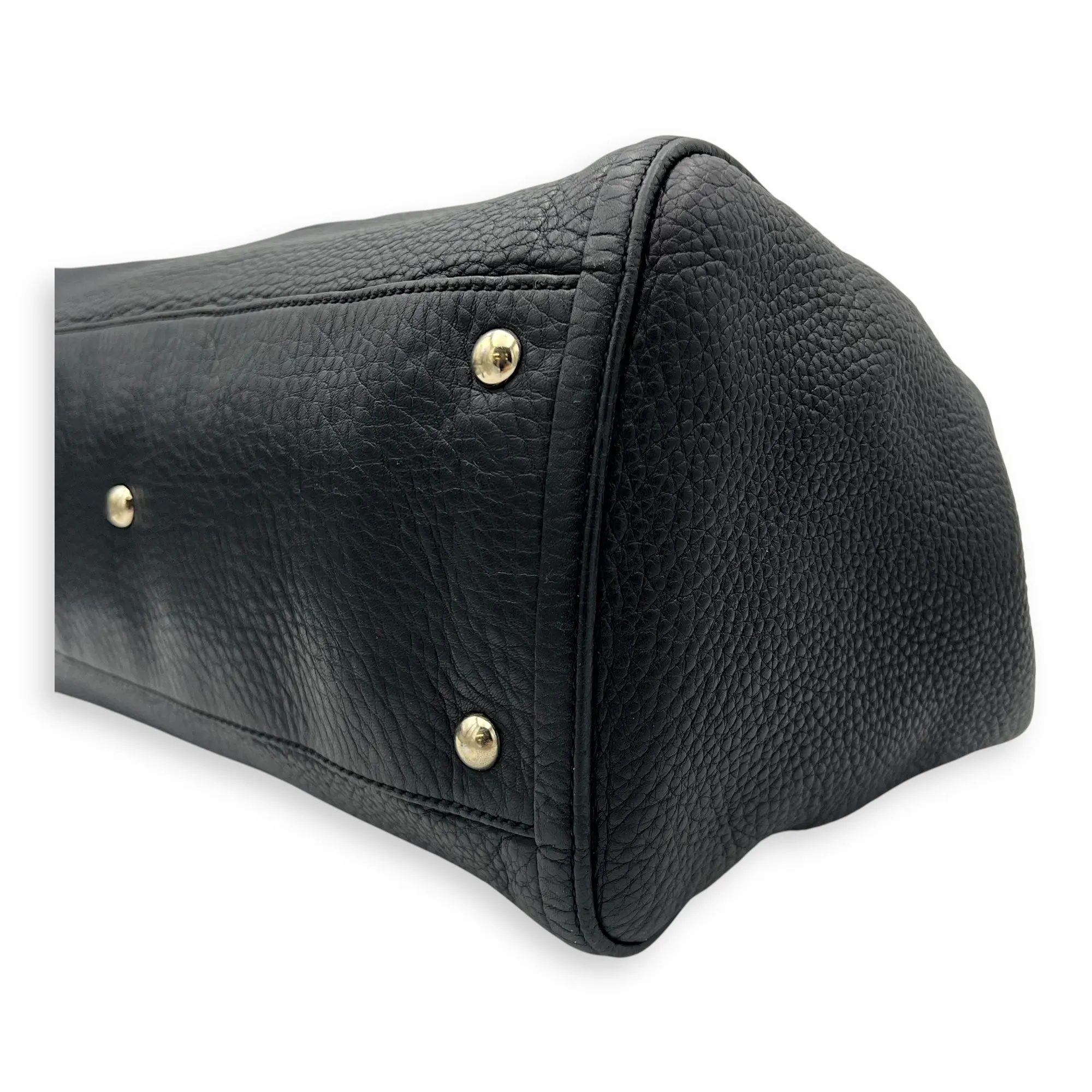 Soho Tote Bag Black in Calfskin, Gold hardware