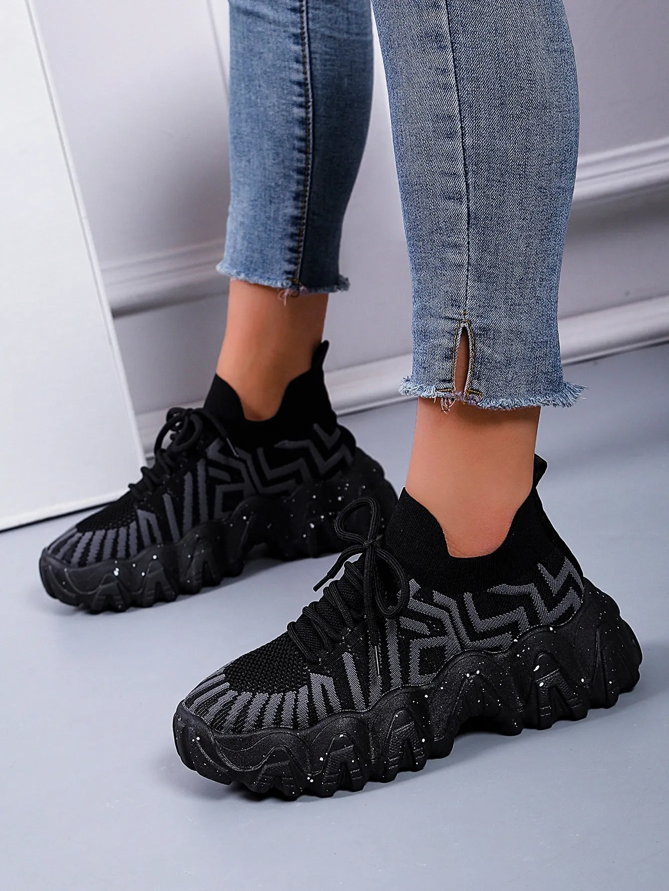 Striped Pattern Lace-up Front Chunky Sneakers