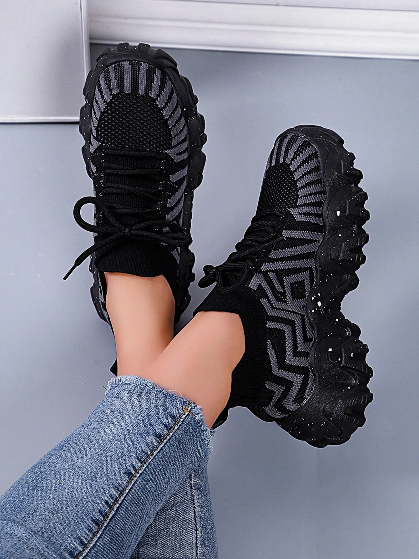Striped Pattern Lace-up Front Chunky Sneakers