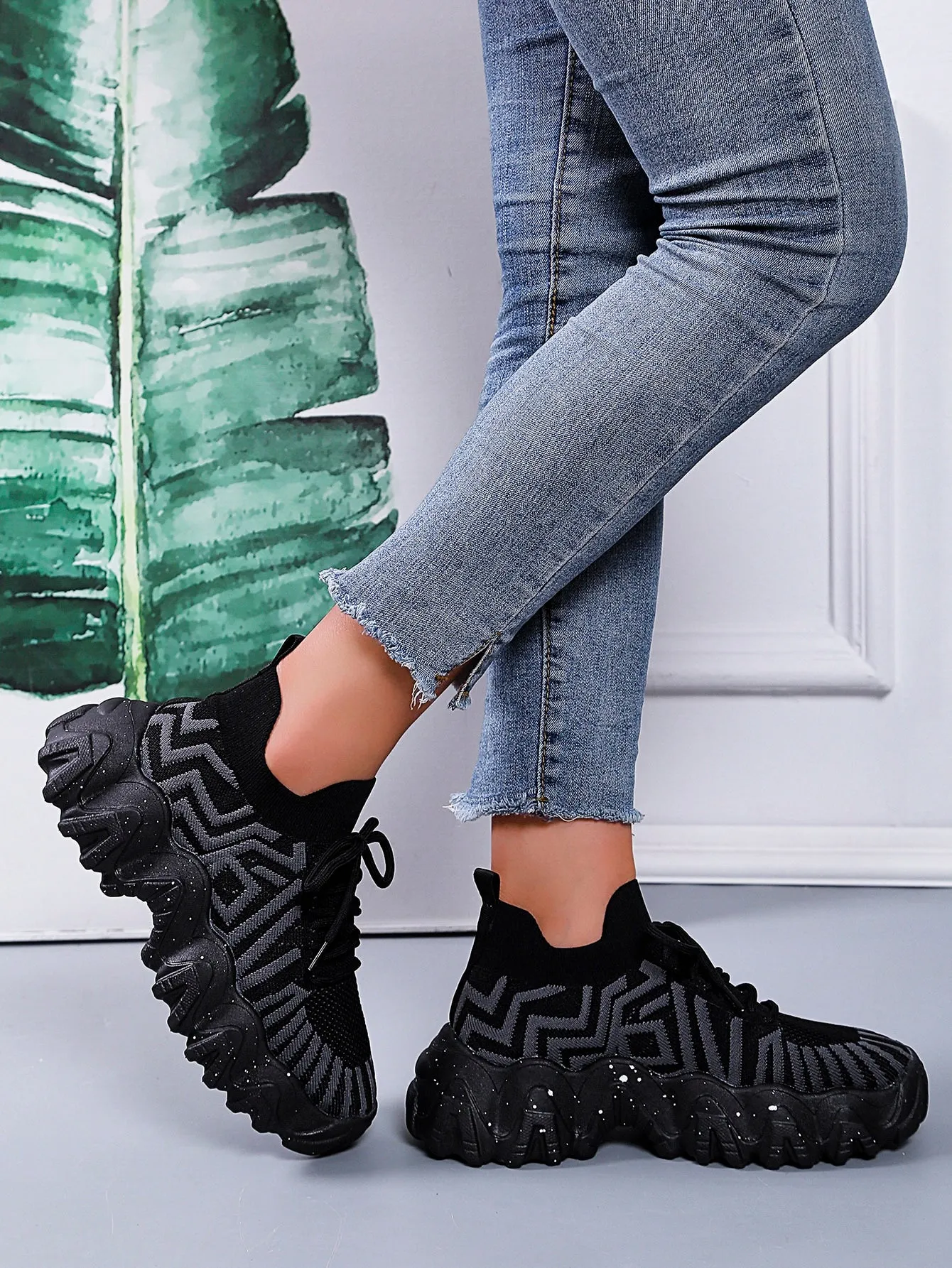 Striped Pattern Lace-up Front Chunky Sneakers