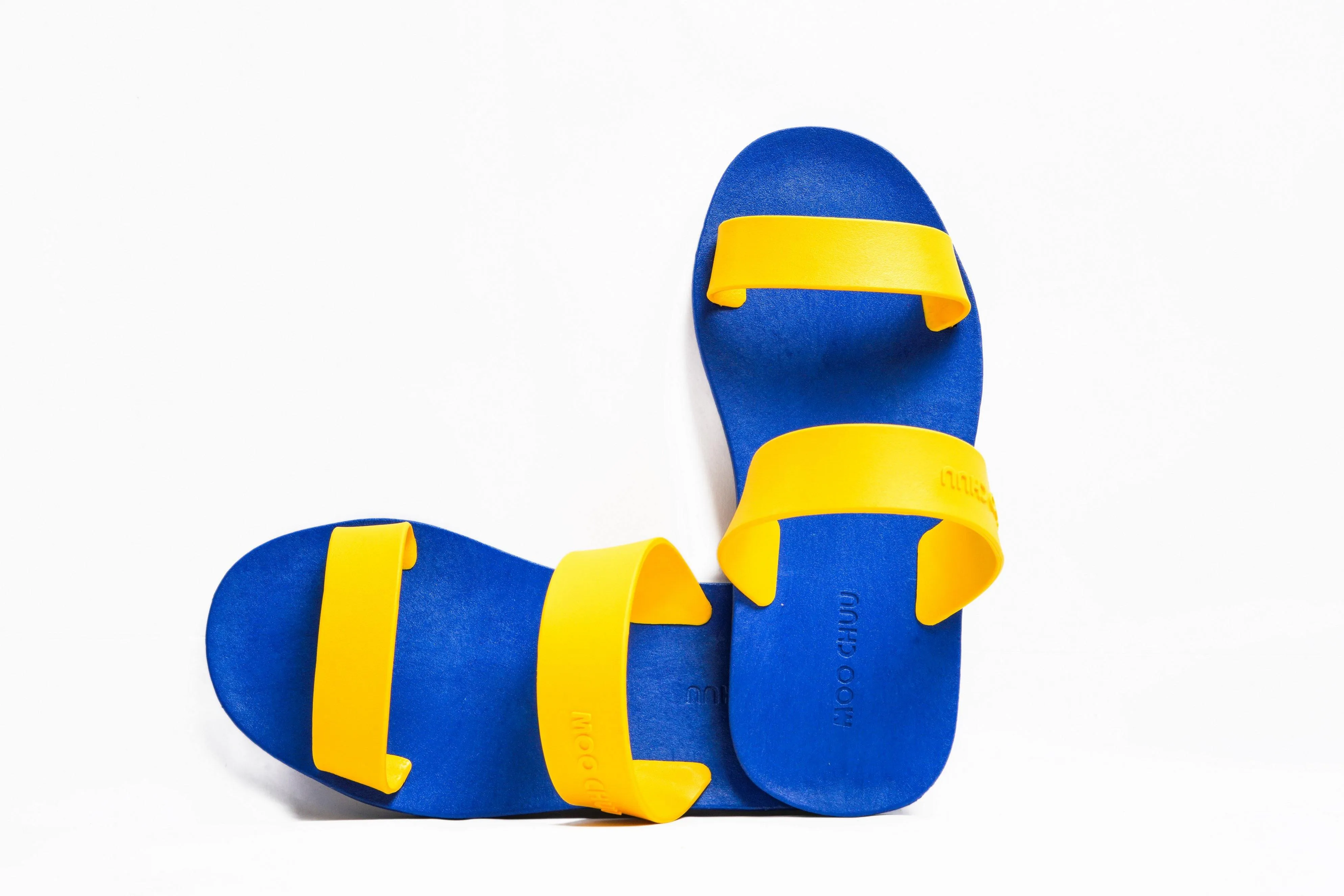 Twin Blue Sole Yellow Strap