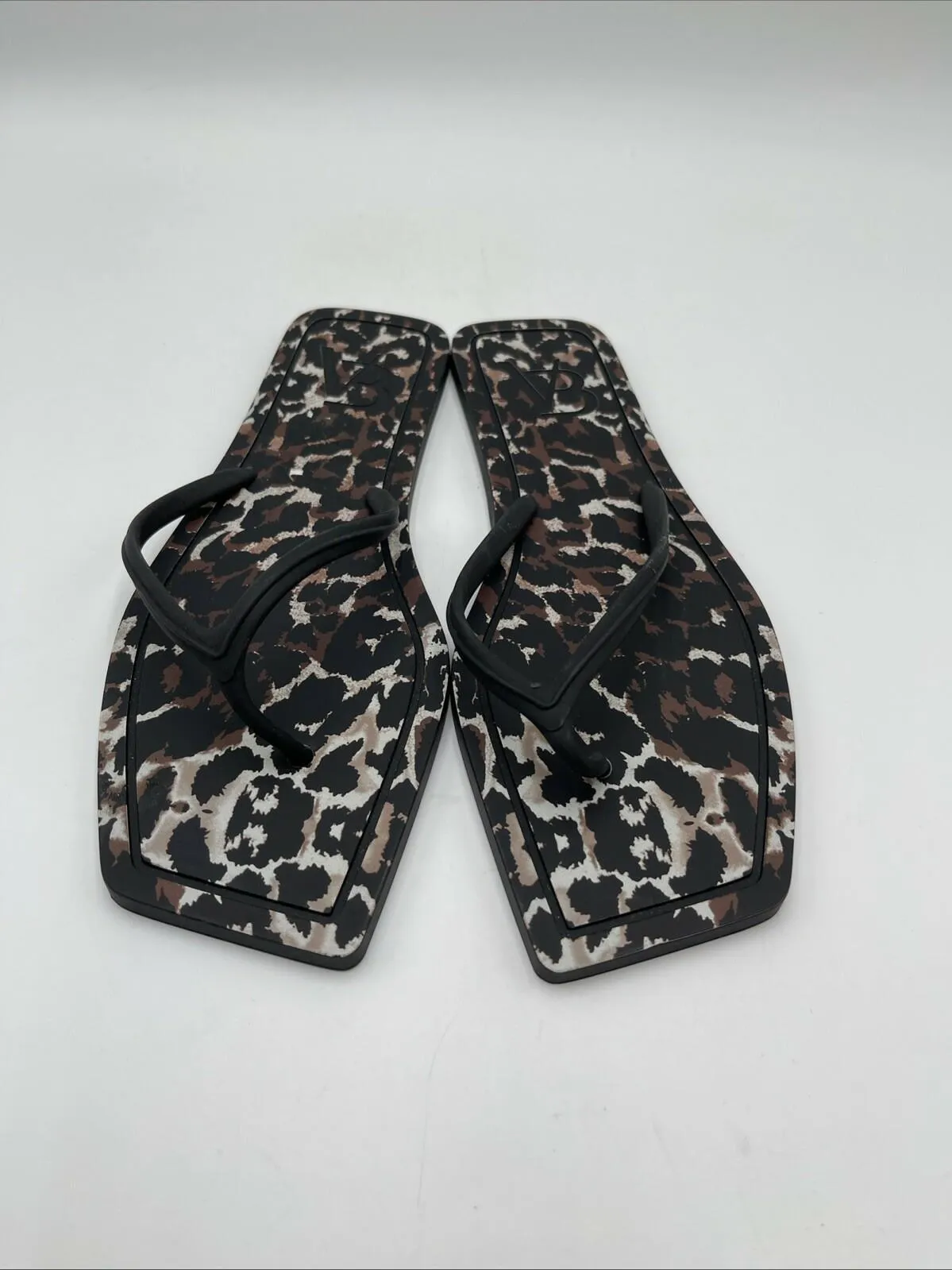 Veronica Beard Analee Square-Toe Leopard Print Flip Flops Black/Brown Size 10M - Very Good