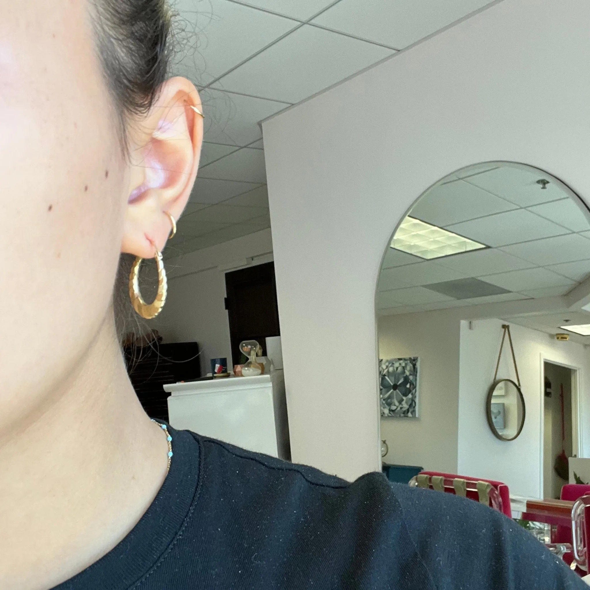 Vintage Scalloped Hoop Earrings